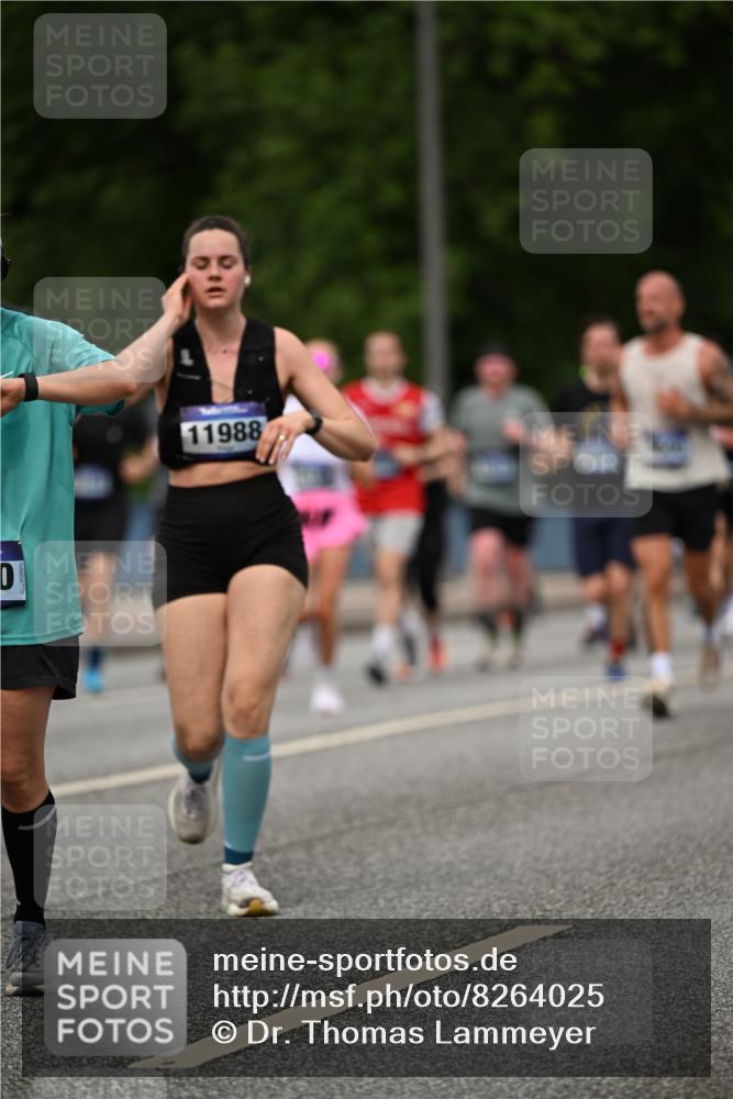 29.06.2025 - hella hamburg halbmarathon Dr. Thomas Lammeyer http://msf.ph/oto/8264025 29.06.2025 10:35:31 Kennedybrücke 1097, 1547, 1844, 1979, 2414, 2754, 2755, 2831, 2832, 2914, 3281, 3396, 3424, 3571, 3681, 4953, 5165, 5350, 5846, 5943, 5965, 6078, 6160, 6546, 6573, 6640, 7120, 7772, 8806, 8812, 8941, 9078, 9104, 9183, 9883, 10148, 10240, 10435, 10586, 11178 meine-sportfotos.de