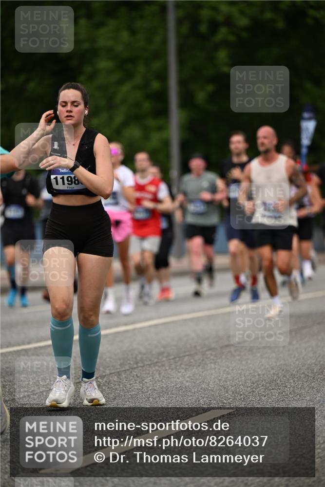 29.06.2025 - hella hamburg halbmarathon Dr. Thomas Lammeyer http://msf.ph/oto/8264037 29.06.2025 10:35:31 Kennedybrücke 1097, 1547, 1844, 1979, 2414, 2754, 2755, 2831, 2832, 2914, 3281, 3396, 3424, 3571, 3681, 4953, 5165, 5350, 5846, 5943, 5965, 6078, 6160, 6546, 6573, 6640, 7120, 7772, 8806, 8812, 8941, 9078, 9104, 9183, 9883, 10148, 10240, 10435, 10586, 11178 meine-sportfotos.de