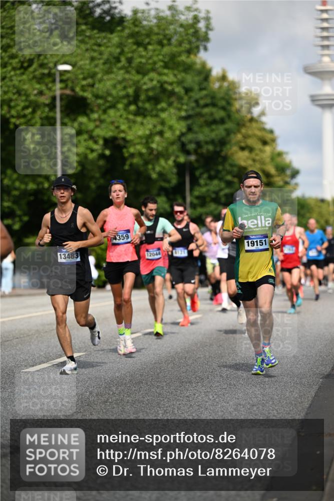 29.06.2025 - hella hamburg halbmarathon Dr. Thomas Lammeyer http://msf.ph/oto/8264078 29.06.2025 09:52:13 Kennedybrücke 1042, 1290, 1571, 2262, 2399, 3480, 3547, 4062, 4359, 4381, 5003, 5307, 5709, 6993, 7152, 7154, 7310, 7482, 8002, 8121, 8571, 8933, 9403, 9643, 10190, 10451, 10738, 10877, 11106 meine-sportfotos.de