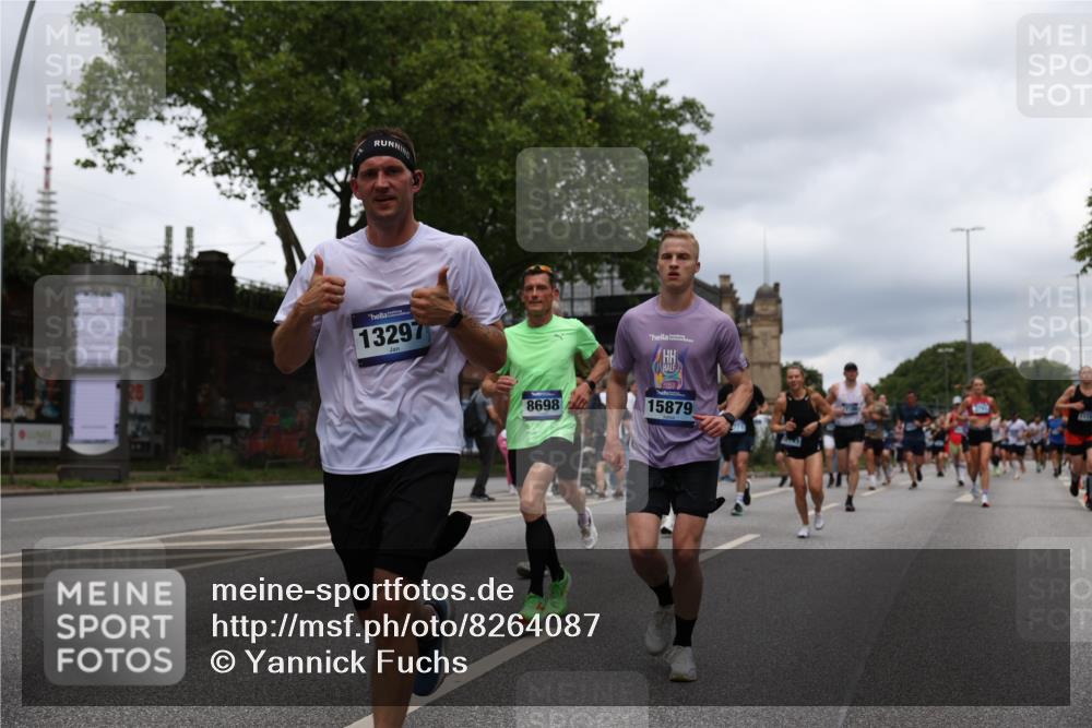 29.06.2025 - hella hamburg halbmarathon Yannick Fuchs http://msf.ph/oto/8264087 29.06.2025 10:48:44 20KM 1125, 1327, 1496, 1506, 1628, 2119, 2474, 2561, 2771, 2884, 2955, 3041, 3177, 3652, 3791, 3794, 3861, 3945, 4029, 4189, 4231, 4903, 4938, 5319, 6082, 6084, 6433, 6443, 6587, 6723, 8449, 8487, 8514, 8698, 8772, 8973, 9060, 9227, 10191, 10192, 10263, 10368, 10376, 11184, 11333, 11499, 11747, 11797, 11799, 11976, 12186, 12526, 12961, 13297, 13988, 14036, 14175, 14592, 14638, 14660, 14834, 14948, 15389, 15408, 15524, 15879, 16047, 17842, 18380 meine-sportfotos.de