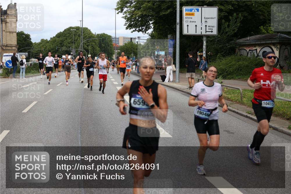 29.06.2025 - hella hamburg halbmarathon Yannick Fuchs http://msf.ph/oto/8264091 29.06.2025 10:36:34 20KM 1169, 1209, 1256, 1441, 1512, 1763, 1903, 1962, 2675, 3523, 5682, 5690, 5987, 6593, 6639, 7105, 7116, 7363, 7693, 8694, 9365, 10415, 12098, 13196, 13483, 13709, 13725, 14275, 15521, 15623, 15654, 15846, 15935, 16281, 17182, 17637, 17926, 18772, 19046 meine-sportfotos.de