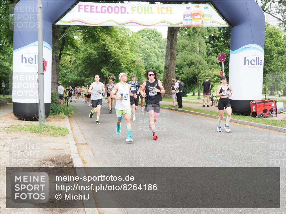 29.06.2025 - hella hamburg halbmarathon MichiJ http://msf.ph/oto/8264186 29.06.2025 10:30:17 Zwischen KM18-KM19 1441, 1570, 1700, 1763, 4823, 5987, 6550, 7035, 7092, 10415, 13725, 13876, 14484, 15247, 15351, 18772, 19046 meine-sportfotos.de