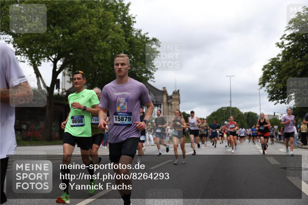 29.06.2025 - hella hamburg halbmarathon Yannick Fuchs http://msf.ph/oto/8264293 29.06.2025 10:48:44 20KM 1125, 1327, 1496, 1506, 1628, 2119, 2474, 2561, 2771, 2884, 2955, 3041, 3177, 3652, 3791, 3794, 3861, 3945, 4029, 4189, 4231, 4903, 4938, 5319, 6082, 6084, 6433, 6443, 6587, 6723, 8449, 8487, 8514, 8698, 8772, 8973, 9060, 9227, 10191, 10192, 10263, 10368, 10376, 11184, 11333, 11499, 11747, 11797, 11799, 11976, 12186, 12526, 12961, 13297, 13988, 14036, 14175, 14592, 14638, 14660, 14834, 14948, 15389, 15408, 15524, 15879, 16047, 17842, 18380 meine-sportfotos.de