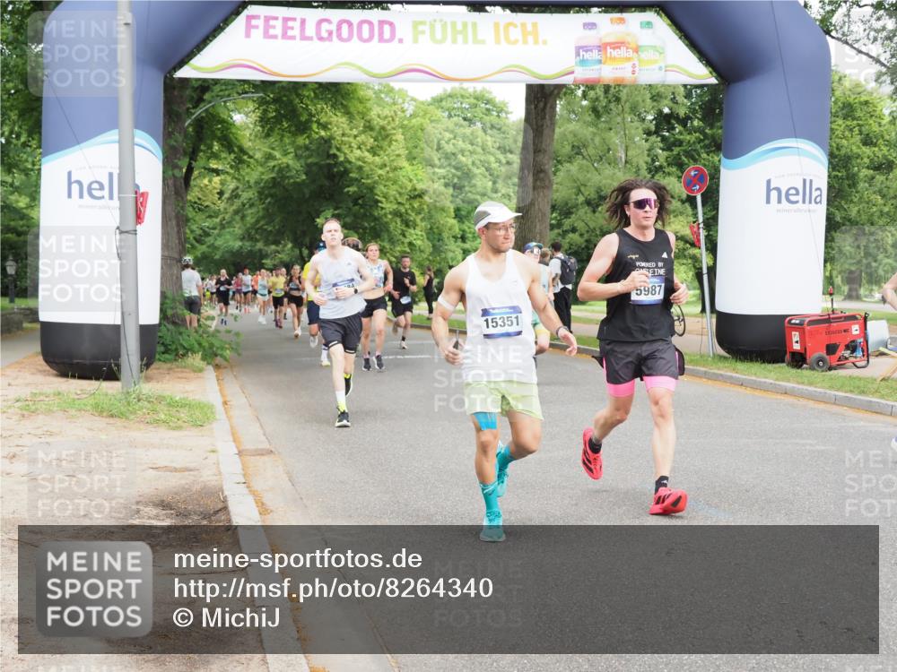 29.06.2025 - hella hamburg halbmarathon MichiJ http://msf.ph/oto/8264340 29.06.2025 10:30:18 Zwischen KM18-KM19 1441, 1700, 1763, 4823, 5987, 7092, 9365, 10415, 13714, 13725, 13876, 14484, 15351, 18772, 19046 meine-sportfotos.de