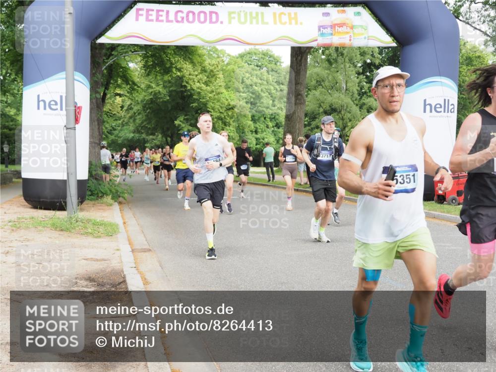29.06.2025 - hella hamburg halbmarathon MichiJ http://msf.ph/oto/8264413 29.06.2025 10:30:19 Zwischen KM18-KM19 1209, 1441, 1763, 5987, 7092, 9365, 10415, 13714, 13725, 13876, 14484, 15351, 19046 meine-sportfotos.de