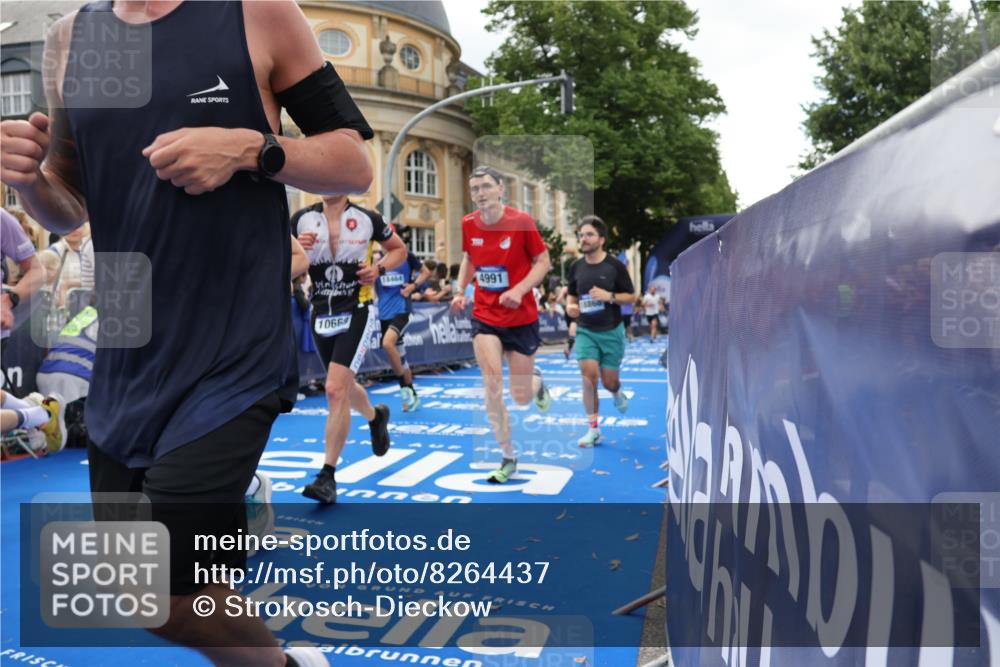 29.06.2025 - hella hamburg halbmarathon Strokosch-Dieckow http://msf.ph/oto/8264437 29.06.2025 10:44:40 Ziel 1468, 1782, 1941, 2365, 2402, 2970, 3004, 3785, 4270, 4915, 4991, 5476, 6490, 6495, 7325, 7710, 10669, 12711, 14351, 14798, 14816, 15185, 15233, 16224, 16834, 17251, 18107, 18437, 18464, 18539, 18560, 18868, 19206 meine-sportfotos.de