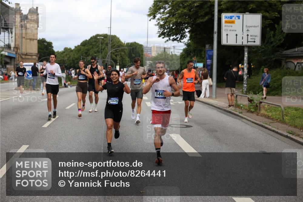 29.06.2025 - hella hamburg halbmarathon Yannick Fuchs http://msf.ph/oto/8264441 29.06.2025 10:36:37 20KM 1169, 1209, 1256, 1441, 1512, 1903, 1962, 3523, 4823, 5682, 5690, 6593, 6639, 6721, 7105, 7116, 7363, 7693, 8694, 9365, 10415, 12098, 13196, 13483, 13709, 13725, 14275, 14811, 15521, 15623, 15654, 15846, 15935, 16281, 16507, 17016, 17363, 17637, 17926, 18330, 18772, 19046 meine-sportfotos.de