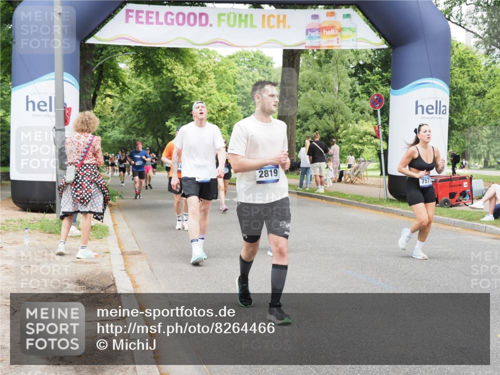 29.06.2025 - hella hamburg halbmarathon MichiJ http://msf.ph/oto/8264466 29.06.2025 10:54:17 Zwischen KM18-KM19 2819, 4220, 4293, 7571, 8398, 8999, 10196, 10834, 14340, 15834, 15922, 15993, 17787 meine-sportfotos.de