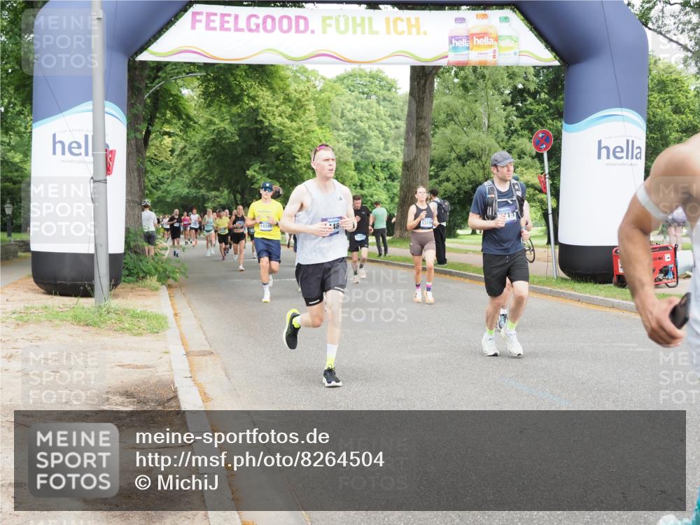 29.06.2025 - hella hamburg halbmarathon MichiJ http://msf.ph/oto/8264504 29.06.2025 10:30:19 Zwischen KM18-KM19 1209, 1441, 1763, 5987, 7092, 9365, 10415, 13714, 13725, 13876, 14484, 15351, 19046 meine-sportfotos.de