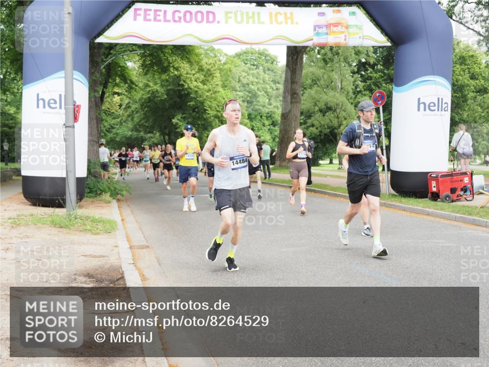 29.06.2025 - hella hamburg halbmarathon MichiJ http://msf.ph/oto/8264529 29.06.2025 10:30:19 Zwischen KM18-KM19 1209, 1441, 1763, 5987, 7092, 9365, 10415, 13714, 13725, 13876, 14484, 15351, 19046 meine-sportfotos.de
