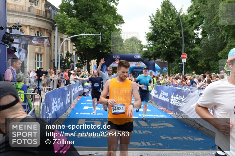 29.06.2025 - hella hamburg halbmarathon Zöllner http://msf.ph/oto/8264583 29.06.2025 10:58:23 Ziel 1595, 4550, 4592, 4708, 6138, 6147, 9230, 9485, 11645, 14631, 15434, 18266 meine-sportfotos.de