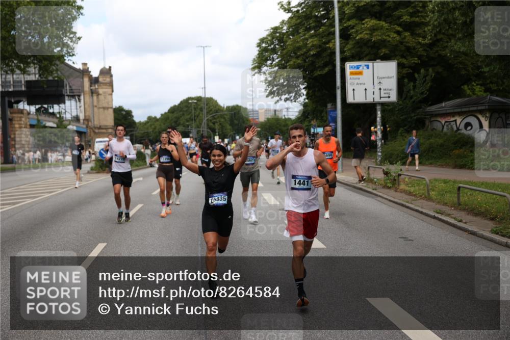 29.06.2025 - hella hamburg halbmarathon Yannick Fuchs http://msf.ph/oto/8264584 29.06.2025 10:36:38 20KM 1169, 1209, 1256, 1312, 1441, 1512, 1903, 1962, 3523, 4823, 5682, 5690, 6593, 6639, 6721, 6770, 7105, 7116, 7363, 7693, 8694, 9365, 10415, 12098, 13196, 13483, 13709, 13725, 14275, 14811, 15521, 15623, 15654, 15846, 15935, 16281, 16507, 17016, 17363, 17637, 17926, 18330, 19046 meine-sportfotos.de