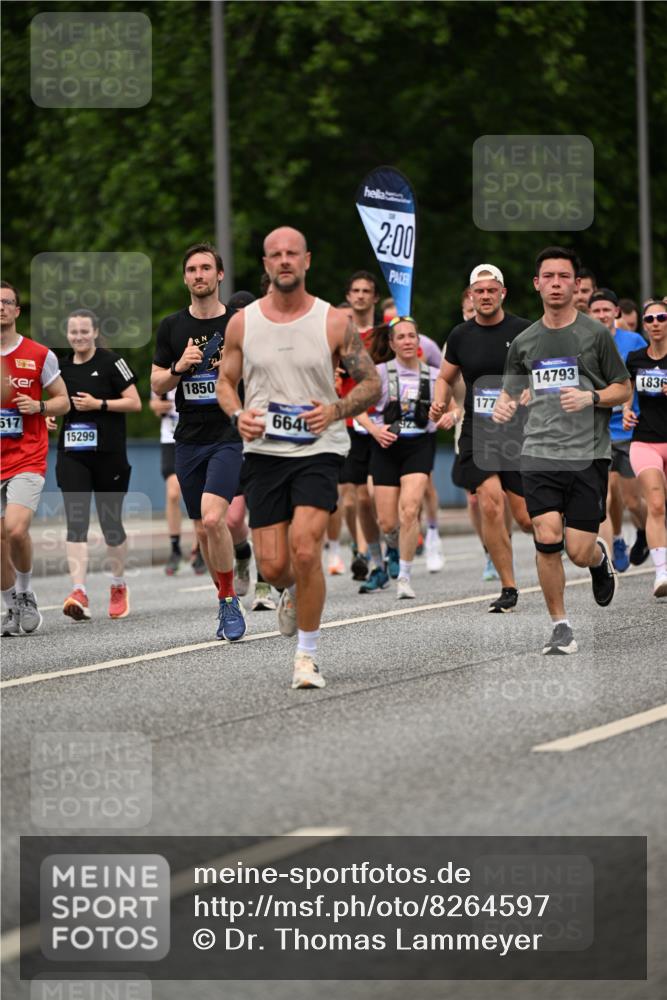 29.06.2025 - hella hamburg halbmarathon Dr. Thomas Lammeyer http://msf.ph/oto/8264597 29.06.2025 10:35:32 Kennedybrücke 1097, 1547, 1844, 1979, 2754, 2755, 2831, 2832, 2914, 3281, 3396, 3424, 3571, 3681, 4877, 4953, 5165, 5350, 5846, 5943, 5965, 6078, 6160, 6573, 6640, 7120, 7772, 8806, 8812, 8941, 9078, 9104, 9183, 9883, 10148, 10240, 10435, 10586, 11178 meine-sportfotos.de