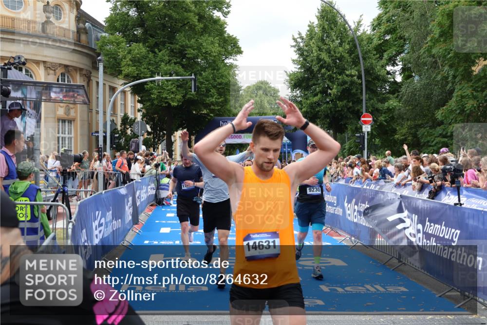 29.06.2025 - hella hamburg halbmarathon Zöllner http://msf.ph/oto/8264632 29.06.2025 10:58:24 Ziel 1595, 4550, 4592, 4708, 5347, 6138, 6147, 9230, 9485, 11645, 11808, 14355, 15434, 18266, 18891 meine-sportfotos.de