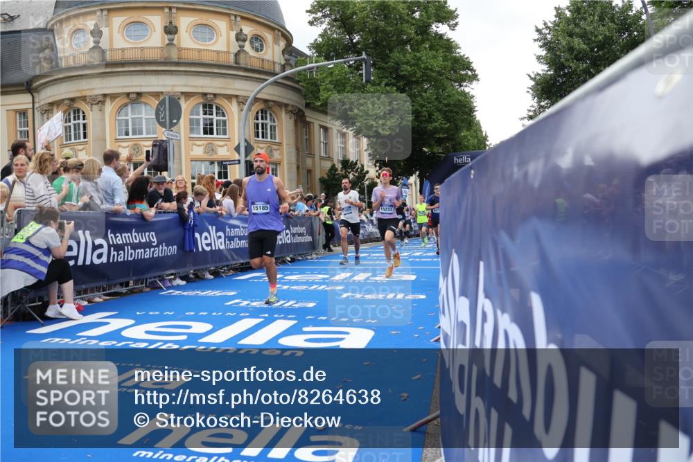 29.06.2025 - hella hamburg halbmarathon Strokosch-Dieckow http://msf.ph/oto/8264638 29.06.2025 10:44:44 Ziel 1782, 1941, 2098, 2970, 3004, 3098, 3785, 4270, 4915, 4991, 6490, 7056, 7167, 7325, 9720, 10669, 12161, 15185, 15233, 16834, 17251, 18107, 18437, 18464, 18868, 19206, 19207, 19210 meine-sportfotos.de