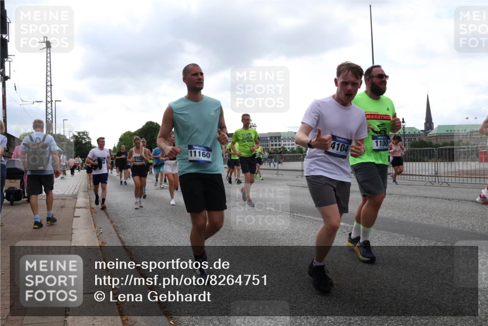 29.06.2025 - hella hamburg halbmarathon Lena Gebhardt http://msf.ph/oto/8264751 29.06.2025 10:46:10 Lombardsbrücke 1004, 1100, 1104, 1421, 1426, 1429, 1465, 1532, 1555, 1608, 1854, 1867, 1868, 1983, 2398, 2423, 2500, 2522, 2773, 2813, 2917, 2951, 2954, 2965, 3410, 4104, 4119, 4223, 4317, 4388, 4448, 4572, 5044, 5635, 5697, 5703, 5769, 5770, 5854, 5892, 6068, 6133, 6333, 6392, 6623, 7268, 7356, 7364, 7368, 7374, 7605, 7894, 7960, 7983, 8047, 8700, 9120, 9121, 9129, 9337, 9426, 9445, 10153, 10327, 10329, 10367, 10511, 11358, 11361, 11876, 11910, 12298, 12333, 12507, 12522 meine-sportfotos.de