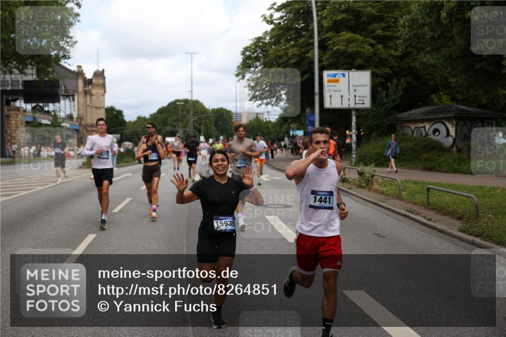 29.06.2025 - hella hamburg halbmarathon Yannick Fuchs http://msf.ph/oto/8264851 29.06.2025 10:36:38 20KM 1169, 1209, 1256, 1312, 1441, 1512, 1903, 1962, 3523, 4823, 5682, 5690, 6593, 6639, 6721, 6770, 7105, 7116, 7363, 7693, 8694, 9365, 10415, 12098, 13196, 13483, 13709, 13725, 14275, 14811, 15521, 15623, 15654, 15846, 15935, 16281, 16507, 17016, 17363, 17637, 17926, 18330, 19046 meine-sportfotos.de