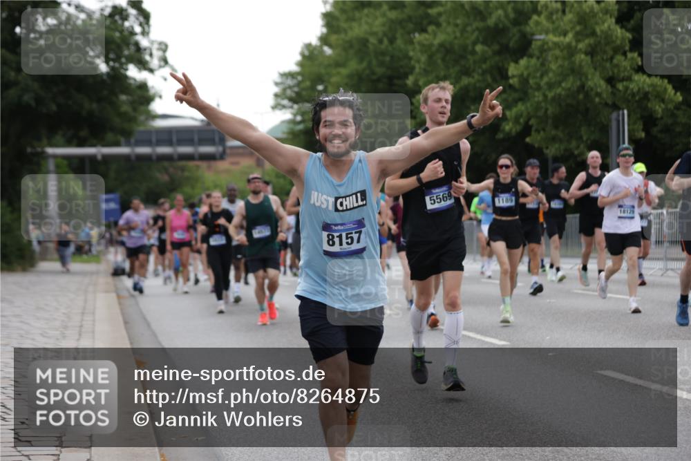 29.06.2025 - hella hamburg halbmarathon Jannik Wohlers http://msf.ph/oto/8264875 29.06.2025 10:33:17 Lombardsbrücke 1189, 1275, 1896, 2342, 2776, 3170, 3560, 4361, 4433, 4449, 4696, 4942, 5075, 5096, 5141, 5557, 5566, 5569, 5821, 5822, 5887, 6109, 6515, 6516, 6854, 6956, 6999, 7653, 8021, 8157, 8282, 8891, 9234, 9258, 9438, 9799, 9995, 10561, 11237, 11338, 11453, 11546, 11676, 11811, 11827, 11928, 12237, 12238, 12652, 12835, 12855, 13375, 13535, 13601, 13741, 13853, 14032, 14098, 14451, 15044, 15072, 15367 meine-sportfotos.de