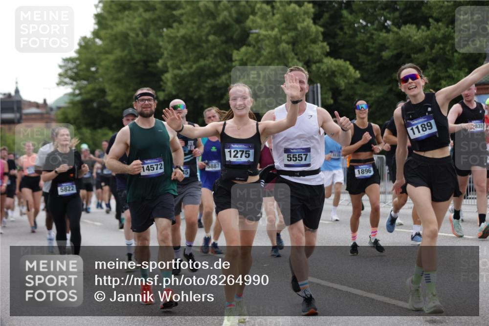 29.06.2025 - hella hamburg halbmarathon Jannik Wohlers http://msf.ph/oto/8264990 29.06.2025 10:33:20 Lombardsbrücke 1189, 1275, 1896, 2342, 2776, 3170, 3264, 3560, 4361, 4433, 4449, 4696, 4942, 5075, 5096, 5141, 5557, 5566, 5569, 5821, 5822, 5887, 6109, 6515, 6516, 6854, 6956, 6999, 7027, 7565, 7653, 8021, 8157, 8202, 8282, 8375, 8377, 8383, 8401, 9094, 9234, 9438, 9799, 9875, 9995, 10007, 10071, 10561, 11111, 11237, 11338, 11453, 11546, 11676, 11811, 11827, 11928, 12237, 12238, 12562, 12652, 12835, 12855, 13375, 13535, 13601, 13741, 13853, 14032, 14098, 14451, 15044, 15072 meine-sportfotos.de