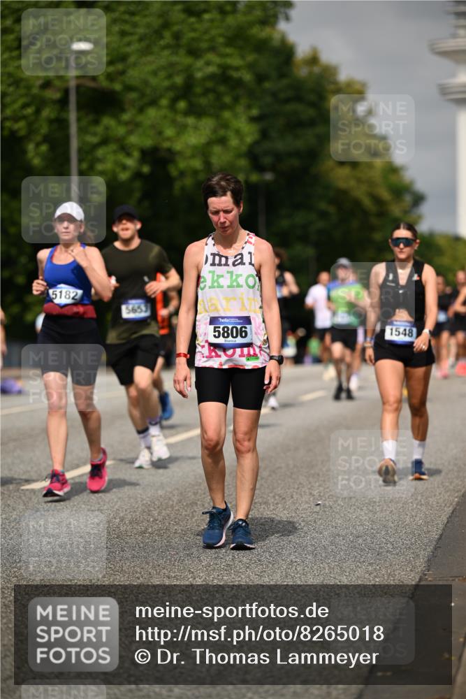 29.06.2025 - hella hamburg halbmarathon Dr. Thomas Lammeyer http://msf.ph/oto/8265018 29.06.2025 10:14:45 Kennedybrücke 1186, 1548, 1781, 2868, 4287, 5182, 5653, 5806, 8171, 8561, 9150, 9829, 10196, 11149 meine-sportfotos.de