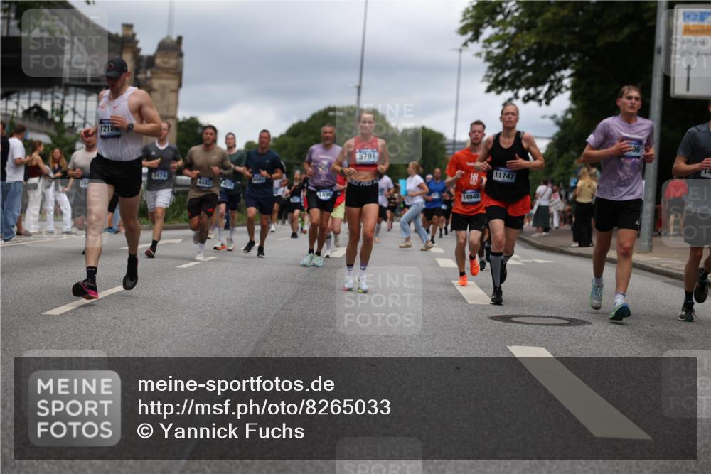 29.06.2025 - hella hamburg halbmarathon Yannick Fuchs http://msf.ph/oto/8265033 29.06.2025 10:48:46 20KM 1125, 1327, 1496, 1506, 1628, 2119, 2474, 2561, 2771, 2884, 2955, 3041, 3177, 3652, 3791, 3794, 3861, 3945, 4029, 4189, 4231, 4903, 4938, 5319, 6082, 6084, 6433, 6443, 6587, 6723, 6938, 8449, 8487, 8514, 8698, 8973, 9227, 10191, 10192, 10263, 10368, 10376, 11184, 11333, 11499, 11747, 11797, 11799, 11976, 12186, 12526, 12961, 13267, 13297, 13988, 14036, 14175, 14592, 14638, 14660, 14834, 14948, 15389, 15408, 15879, 16047, 16327, 17842, 18380 meine-sportfotos.de