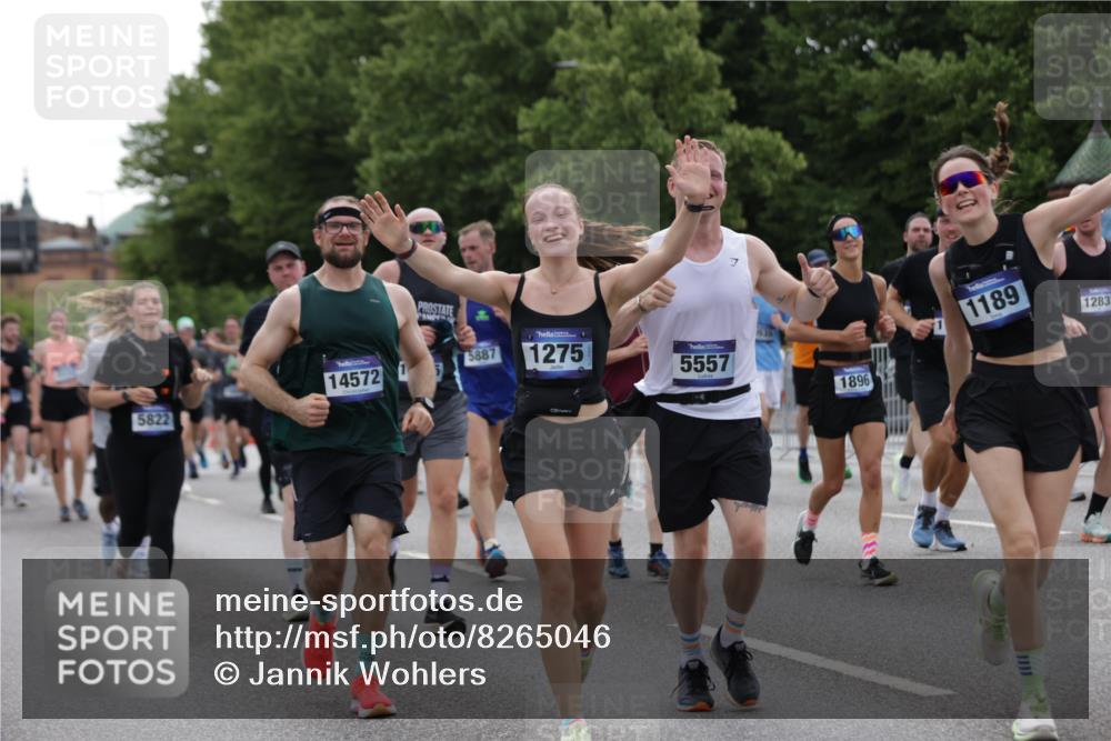 29.06.2025 - hella hamburg halbmarathon Jannik Wohlers http://msf.ph/oto/8265046 29.06.2025 10:33:20 Lombardsbrücke 1189, 1275, 1896, 2342, 2776, 3170, 3264, 3560, 4361, 4433, 4449, 4696, 4942, 5075, 5096, 5141, 5557, 5566, 5569, 5821, 5822, 5887, 6109, 6515, 6516, 6854, 6956, 6999, 7027, 7565, 7653, 8021, 8157, 8202, 8282, 8375, 8377, 8383, 8401, 9094, 9234, 9438, 9799, 9875, 9995, 10007, 10071, 10561, 11111, 11237, 11338, 11453, 11546, 11676, 11811, 11827, 11928, 12237, 12238, 12562, 12652, 12835, 12855, 13375, 13535, 13601, 13741, 13853, 14032, 14098, 14451, 15044, 15072 meine-sportfotos.de