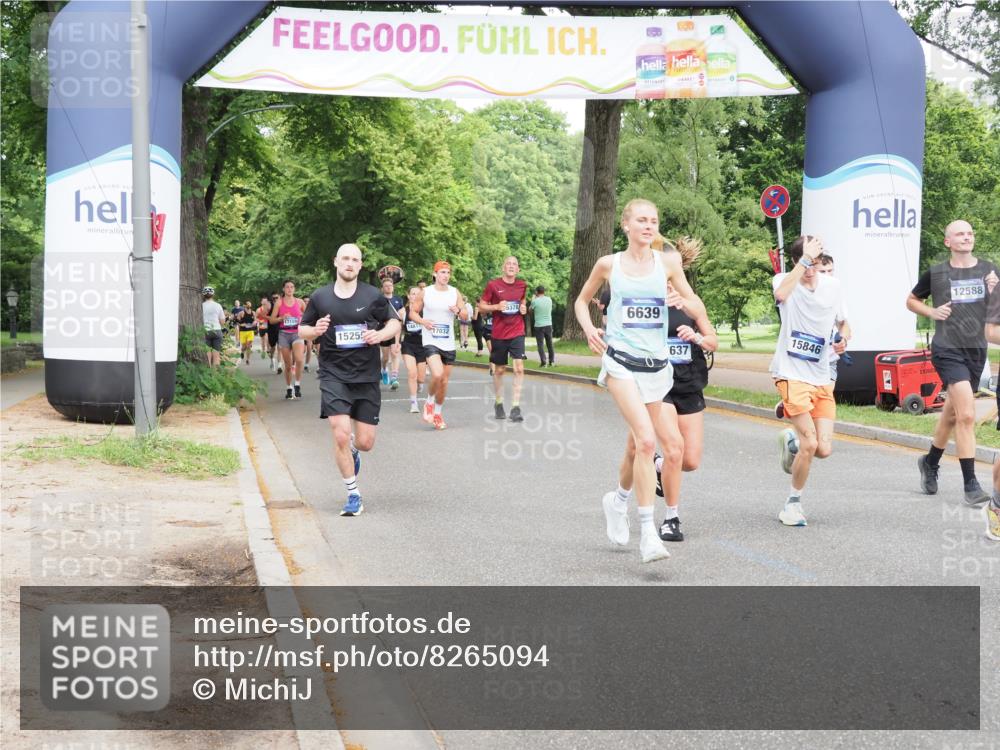 29.06.2025 - hella hamburg halbmarathon MichiJ http://msf.ph/oto/8265094 29.06.2025 10:30:29 Zwischen KM18-KM19 1256, 1675, 6593, 6639, 7105, 7693, 12588, 14346, 14811, 15255, 15654, 15846, 16507, 17637, 17882 meine-sportfotos.de
