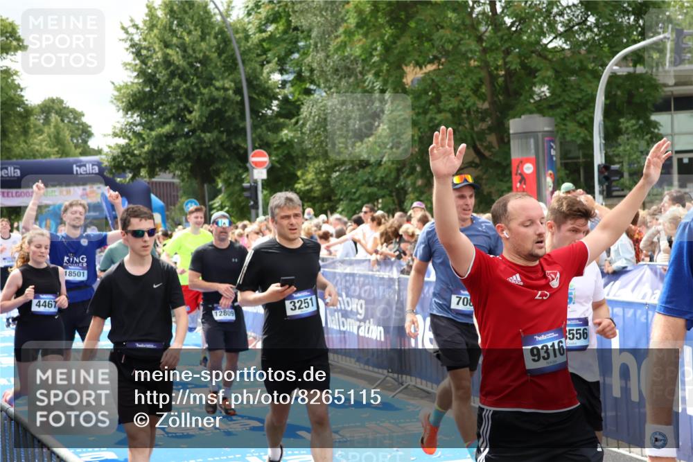 29.06.2025 - hella hamburg halbmarathon Zöllner http://msf.ph/oto/8265115 29.06.2025 10:58:42 Ziel 1319, 2619, 2656, 2978, 3251, 4467, 6592, 6595, 7082, 7659, 8322, 10943, 11605, 11846, 12809, 12862, 13694, 15197, 16189, 18501, 18587 meine-sportfotos.de