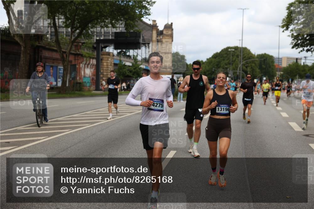 29.06.2025 - hella hamburg halbmarathon Yannick Fuchs http://msf.ph/oto/8265168 29.06.2025 10:36:39 20KM 1169, 1209, 1256, 1312, 1441, 1512, 1903, 1962, 3523, 4823, 5682, 5690, 6639, 6721, 6770, 7105, 7116, 7363, 7693, 8694, 9365, 10415, 12098, 13196, 13483, 13709, 13725, 14275, 14811, 15270, 15623, 15654, 15846, 15935, 16281, 16507, 16626, 17016, 17363, 17637, 17926, 18330, 19046 meine-sportfotos.de