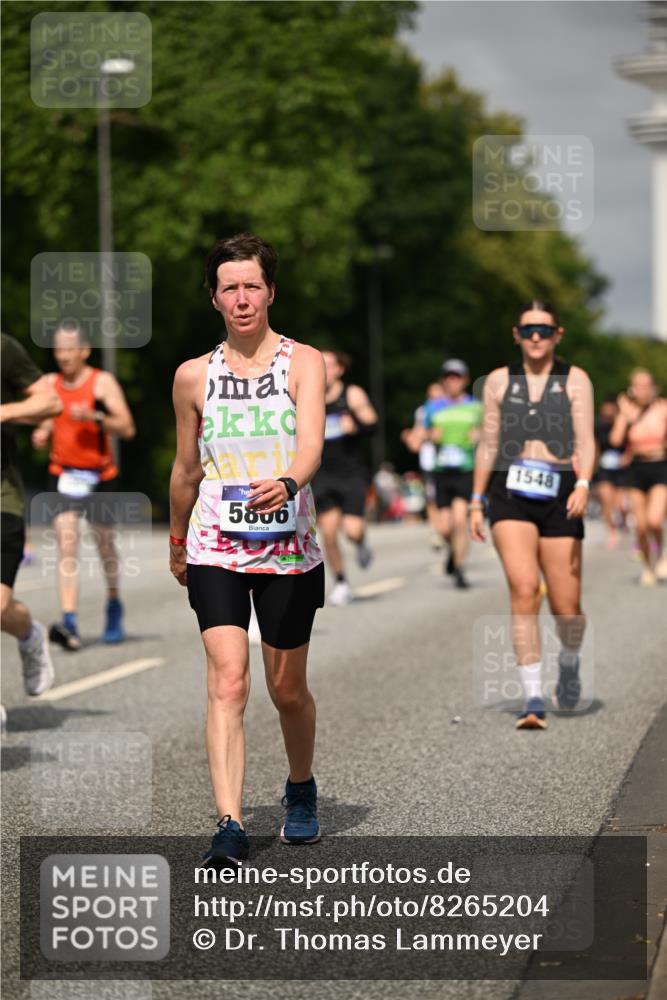 29.06.2025 - hella hamburg halbmarathon Dr. Thomas Lammeyer http://msf.ph/oto/8265204 29.06.2025 10:14:46 Kennedybrücke 1548, 1781, 2868, 4287, 5182, 5653, 5806, 8171, 8561, 9150, 9829, 10196, 11149 meine-sportfotos.de