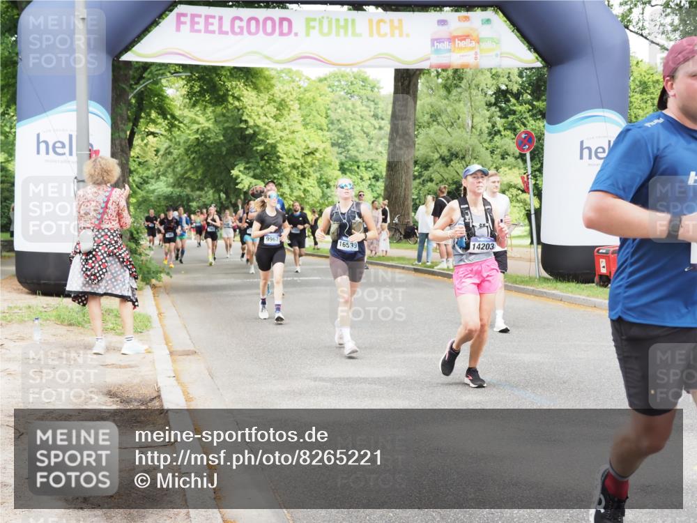 29.06.2025 - hella hamburg halbmarathon MichiJ http://msf.ph/oto/8265221 29.06.2025 10:54:25 Zwischen KM18-KM19 3488, 4220, 6196, 14203, 16539, 16723 meine-sportfotos.de