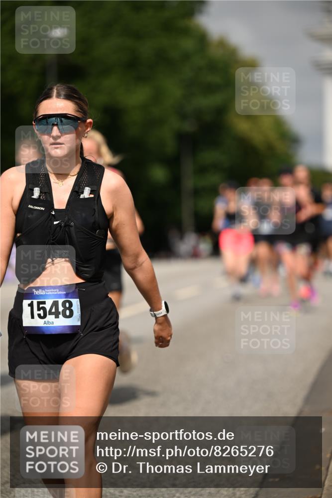 29.06.2025 - hella hamburg halbmarathon Dr. Thomas Lammeyer http://msf.ph/oto/8265276 29.06.2025 10:14:51 Kennedybrücke 1548, 1781, 2868, 4287, 5182, 5440, 5653, 5806, 8171, 8561, 8807, 9829, 10196, 11149 meine-sportfotos.de
