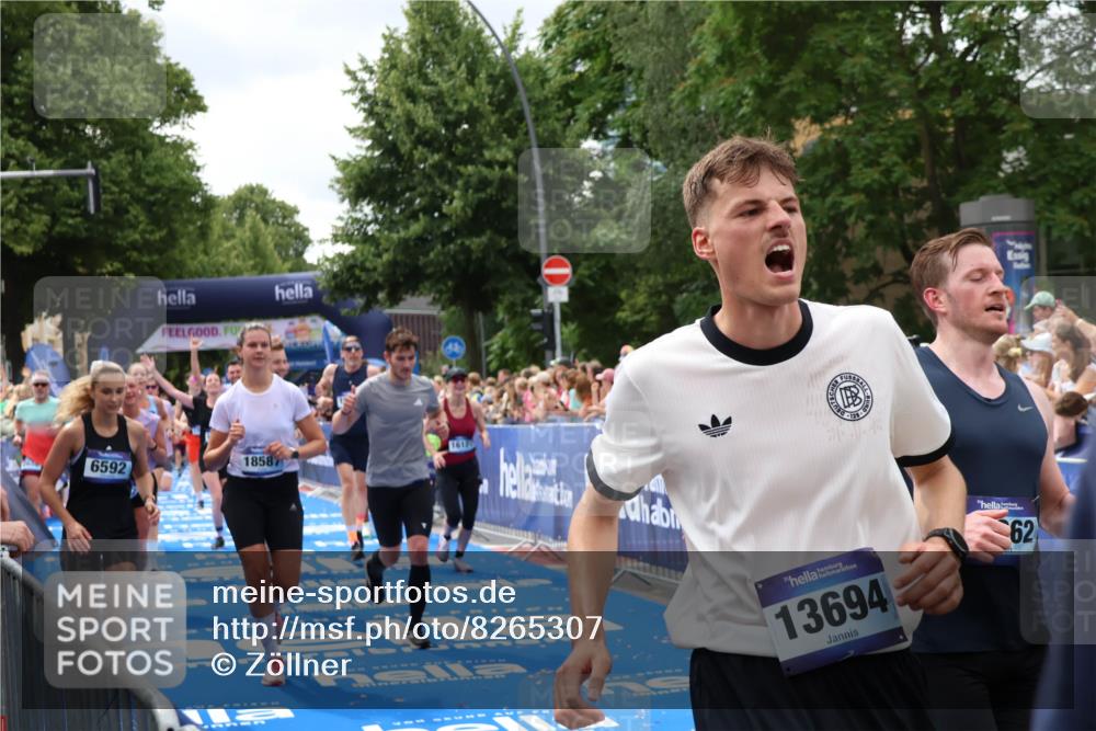 29.06.2025 - hella hamburg halbmarathon Zöllner http://msf.ph/oto/8265307 29.06.2025 10:58:47 Ziel 1319, 2488, 2656, 2840, 5675, 6592, 6720, 8322, 8929, 10539, 10943, 11605, 11846, 12862, 13512, 13880, 14266, 14902, 14965, 15197, 16189, 17630, 17839, 18587 meine-sportfotos.de