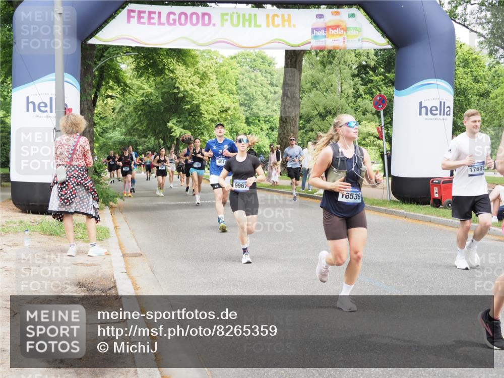 29.06.2025 - hella hamburg halbmarathon MichiJ http://msf.ph/oto/8265359 29.06.2025 10:54:26 Zwischen KM18-KM19 3488, 6196, 9967, 14203, 16539, 16723 meine-sportfotos.de