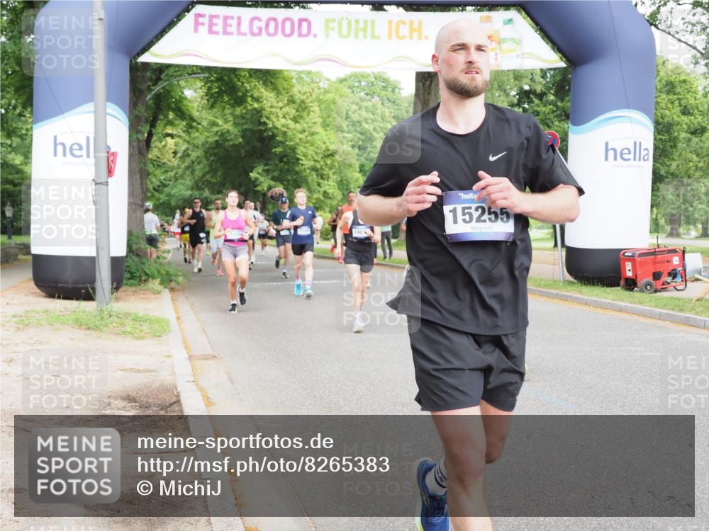 29.06.2025 - hella hamburg halbmarathon MichiJ http://msf.ph/oto/8265383 29.06.2025 10:30:31 Zwischen KM18-KM19 1675, 6593, 6639, 7105, 7693, 12588, 14811, 15255, 15328, 15654, 15846, 16507, 17032, 17637 meine-sportfotos.de