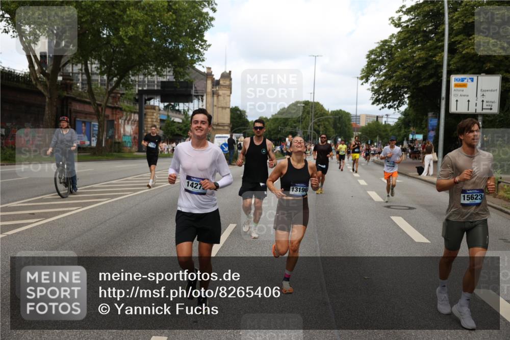 29.06.2025 - hella hamburg halbmarathon Yannick Fuchs http://msf.ph/oto/8265406 29.06.2025 10:36:40 20KM 1169, 1209, 1256, 1312, 1441, 1512, 1903, 1962, 3523, 4823, 5682, 5690, 6639, 6721, 6770, 7105, 7116, 7363, 7693, 8694, 9365, 12098, 13196, 13483, 13709, 13725, 14275, 14811, 15270, 15623, 15654, 15846, 15935, 16281, 16507, 16626, 17016, 17363, 17637, 17926, 18330 meine-sportfotos.de