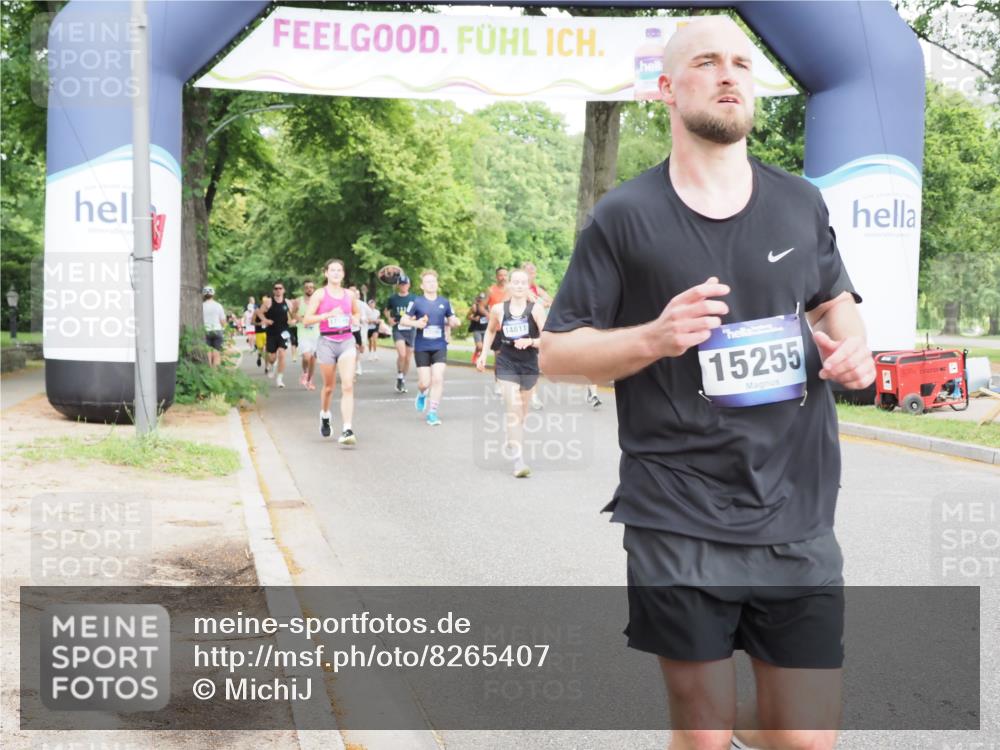 29.06.2025 - hella hamburg halbmarathon MichiJ http://msf.ph/oto/8265407 29.06.2025 10:30:31 Zwischen KM18-KM19 1675, 6593, 6639, 7105, 7693, 12588, 14811, 15255, 15328, 15654, 15846, 16507, 17032, 17637 meine-sportfotos.de