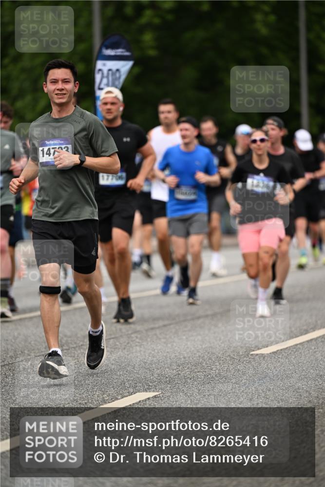 29.06.2025 - hella hamburg halbmarathon Dr. Thomas Lammeyer http://msf.ph/oto/8265416 29.06.2025 10:35:35 Kennedybrücke 1097, 1547, 1844, 1979, 2831, 2832, 2914, 3281, 3396, 3424, 3571, 3681, 4877, 4953, 5165, 5350, 5846, 5965, 6078, 6160, 6573, 6640, 7120, 8806, 8812, 8941, 9078, 9104, 9183, 9883, 10148, 10240, 10435, 10586, 11178 meine-sportfotos.de