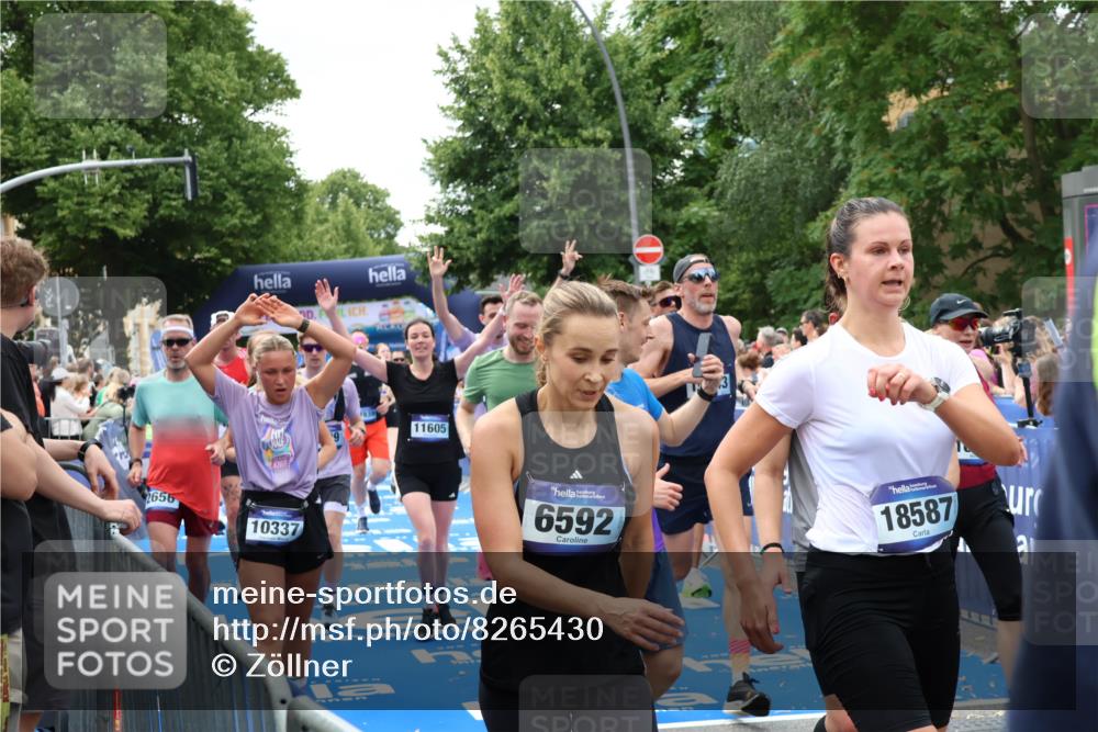 29.06.2025 - hella hamburg halbmarathon Zöllner http://msf.ph/oto/8265430 29.06.2025 10:58:50 Ziel 1319, 2488, 2656, 2840, 3859, 5277, 5675, 6720, 8807, 8929, 10268, 10539, 10943, 11605, 11846, 13512, 13880, 14266, 14902, 14965, 16189, 17405, 17630, 17839, 18232, 18954 meine-sportfotos.de