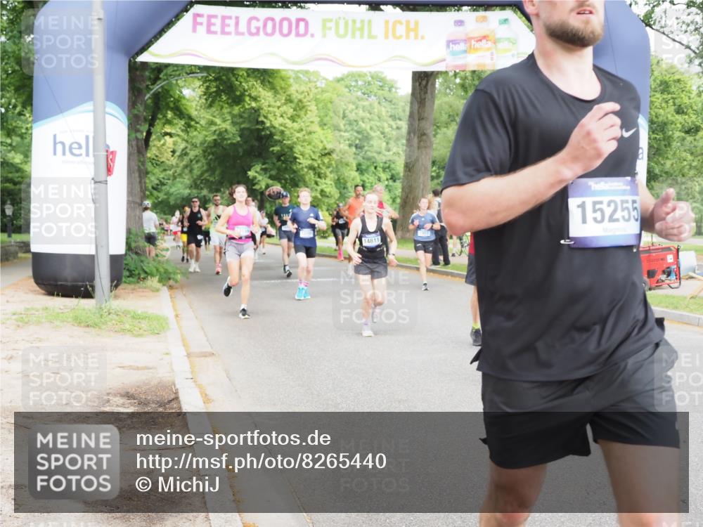 29.06.2025 - hella hamburg halbmarathon MichiJ http://msf.ph/oto/8265440 29.06.2025 10:30:31 Zwischen KM18-KM19 1675, 6593, 6639, 7105, 7693, 12588, 14811, 15255, 15328, 15654, 15846, 16507, 17032, 17637 meine-sportfotos.de