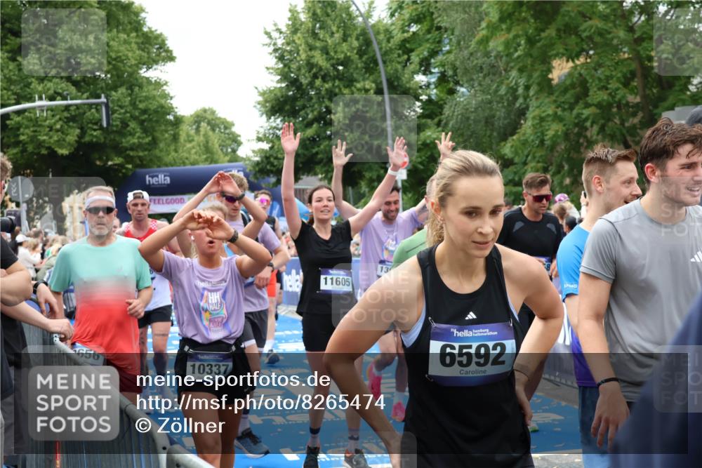 29.06.2025 - hella hamburg halbmarathon Zöllner http://msf.ph/oto/8265474 29.06.2025 10:58:51 Ziel 2159, 2488, 2656, 2840, 3859, 5277, 5675, 6720, 8807, 8929, 10268, 10539, 10943, 11605, 11846, 13512, 13880, 14266, 14902, 14965, 17405, 17630, 17839, 18232, 18954 meine-sportfotos.de