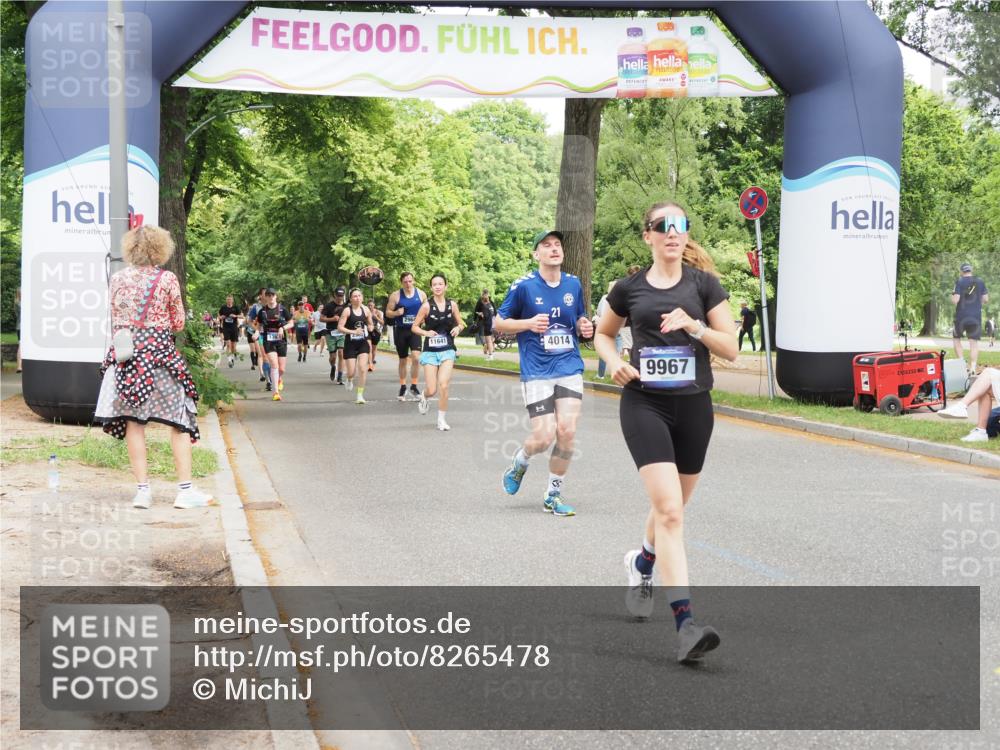 29.06.2025 - hella hamburg halbmarathon MichiJ http://msf.ph/oto/8265478 29.06.2025 10:54:28 Zwischen KM18-KM19 4014, 6196, 9967, 11355, 11641, 14203, 16539, 16723 meine-sportfotos.de