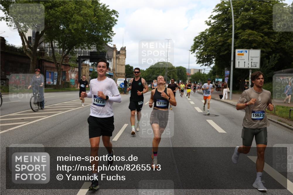 29.06.2025 - hella hamburg halbmarathon Yannick Fuchs http://msf.ph/oto/8265513 29.06.2025 10:36:40 20KM 1169, 1209, 1256, 1312, 1441, 1512, 1903, 1962, 3523, 4823, 5682, 5690, 6639, 6721, 6770, 7105, 7116, 7363, 7693, 8694, 9365, 12098, 13196, 13483, 13709, 13725, 14275, 14811, 15270, 15623, 15654, 15846, 15935, 16281, 16507, 16626, 17016, 17363, 17637, 17926, 18330 meine-sportfotos.de