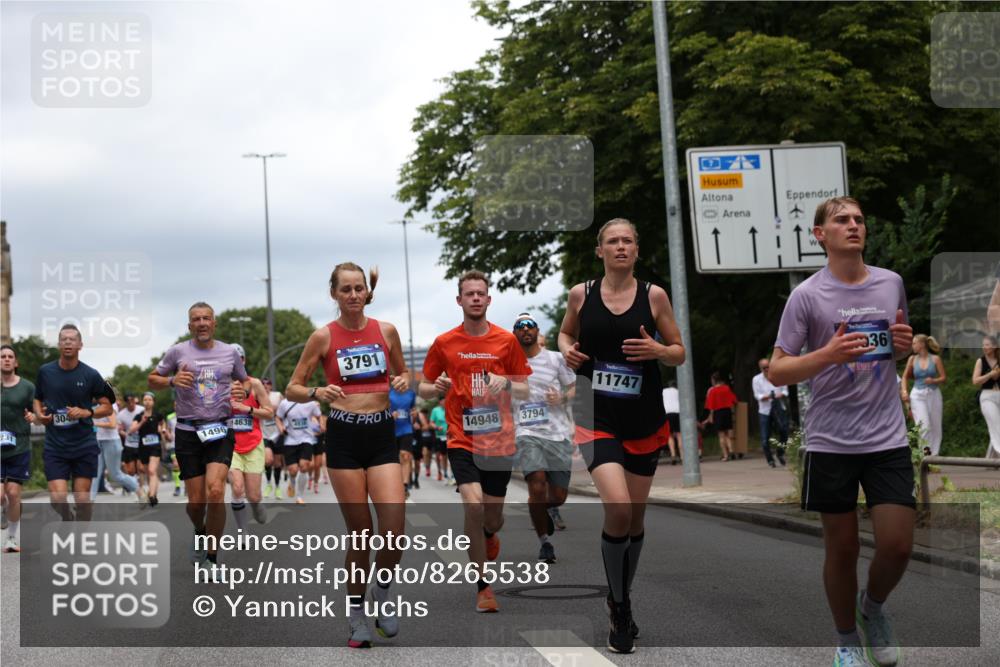 29.06.2025 - hella hamburg halbmarathon Yannick Fuchs http://msf.ph/oto/8265538 29.06.2025 10:48:47 20KM 1125, 1327, 1496, 1506, 1628, 2119, 2474, 2561, 2771, 2884, 2955, 3041, 3177, 3652, 3791, 3794, 3861, 3945, 4029, 4189, 4231, 4868, 4903, 4938, 5319, 6082, 6084, 6433, 6443, 6587, 6938, 8449, 8487, 8514, 8698, 8973, 10191, 10192, 10263, 10368, 10376, 11184, 11333, 11499, 11747, 11797, 11799, 11976, 12186, 12526, 12584, 12961, 13267, 13297, 13988, 14036, 14175, 14592, 14638, 14660, 14834, 14948, 15389, 15408, 15879, 16047, 16327, 17842, 18380 meine-sportfotos.de