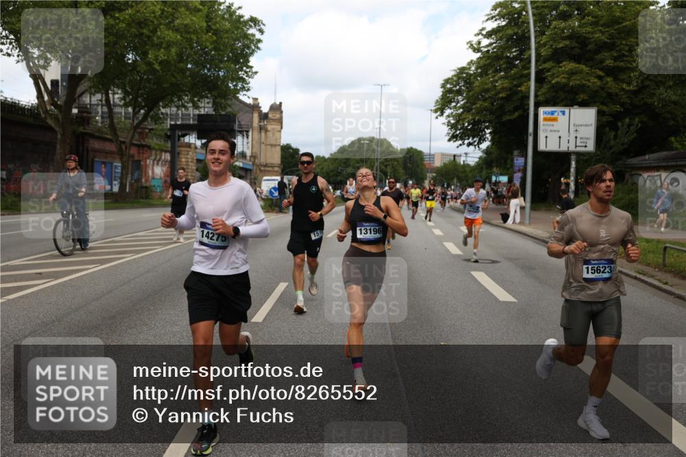 29.06.2025 - hella hamburg halbmarathon Yannick Fuchs http://msf.ph/oto/8265552 29.06.2025 10:36:40 20KM 1169, 1209, 1256, 1312, 1441, 1512, 1903, 1962, 3523, 4823, 5682, 5690, 6639, 6721, 6770, 7105, 7116, 7363, 7693, 8694, 9365, 12098, 13196, 13483, 13709, 13725, 14275, 14811, 15270, 15623, 15654, 15846, 15935, 16281, 16507, 16626, 17016, 17363, 17637, 17926, 18330 meine-sportfotos.de