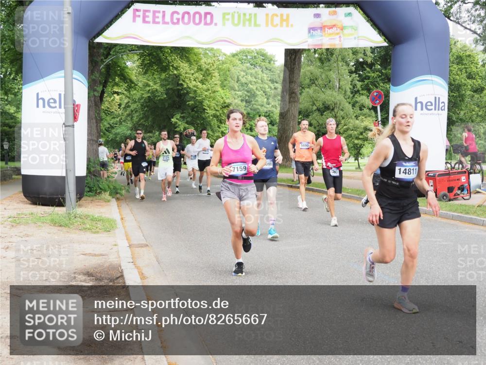 29.06.2025 - hella hamburg halbmarathon MichiJ http://msf.ph/oto/8265667 29.06.2025 10:30:33 Zwischen KM18-KM19 1675, 1903, 5124, 5690, 6639, 7105, 7363, 7693, 12098, 12588, 14811, 15255, 15328, 15654, 15846, 16507, 17032, 17159, 17637 meine-sportfotos.de