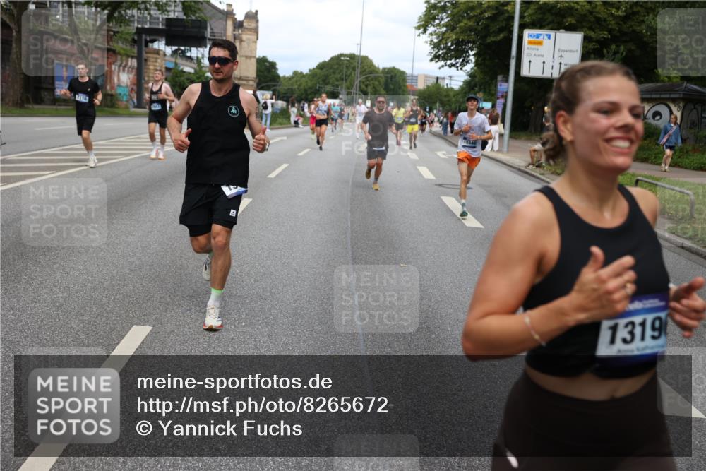 29.06.2025 - hella hamburg halbmarathon Yannick Fuchs http://msf.ph/oto/8265672 29.06.2025 10:36:41 20KM 1169, 1209, 1256, 1312, 1441, 1512, 1903, 1962, 3523, 4823, 5682, 5690, 6639, 6721, 6770, 7105, 7116, 7363, 7693, 8694, 9365, 12098, 13196, 13483, 13709, 13725, 14275, 14811, 15270, 15623, 15654, 15846, 15935, 16281, 16507, 16626, 17016, 17363, 17637, 17926, 18330 meine-sportfotos.de