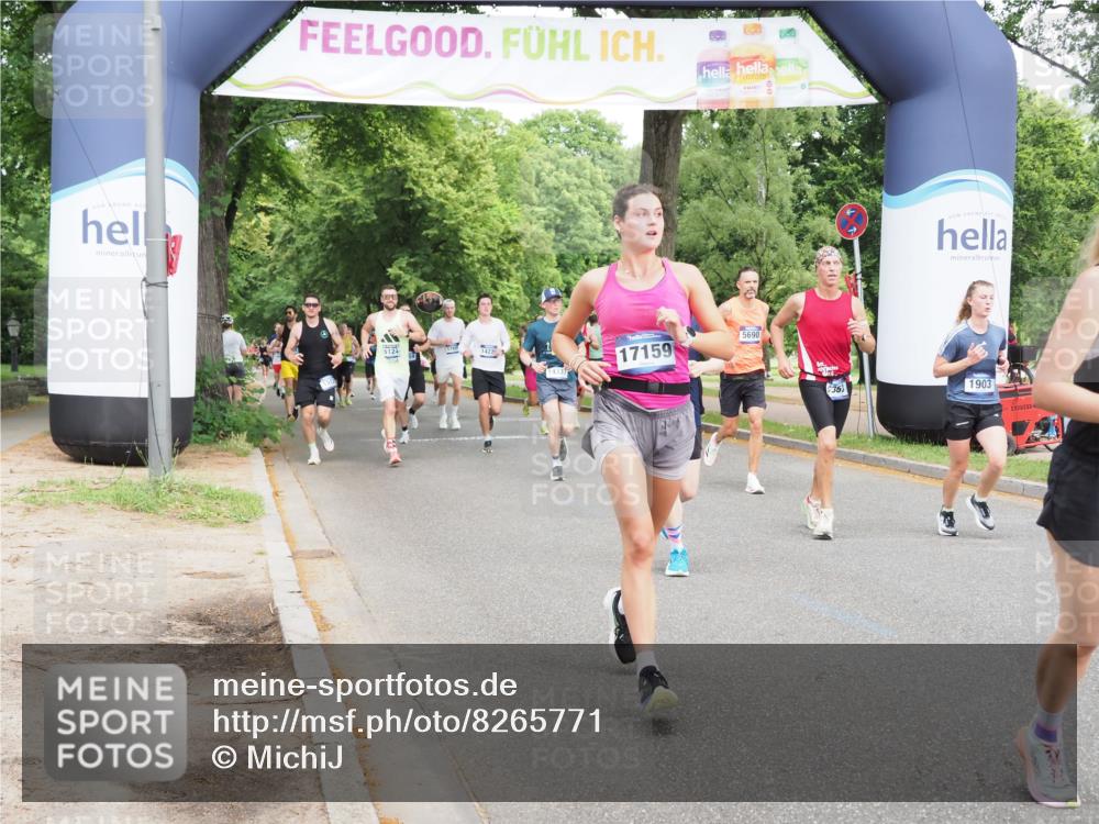 29.06.2025 - hella hamburg halbmarathon MichiJ http://msf.ph/oto/8265771 29.06.2025 10:30:33 Zwischen KM18-KM19 1675, 1903, 5124, 5690, 6639, 7105, 7363, 7693, 12098, 12588, 14811, 15255, 15328, 15654, 15846, 16507, 17032, 17159, 17637 meine-sportfotos.de