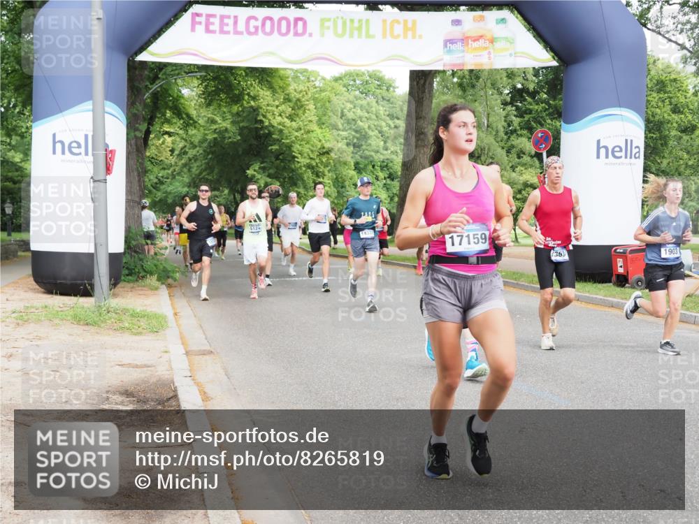29.06.2025 - hella hamburg halbmarathon MichiJ http://msf.ph/oto/8265819 29.06.2025 10:30:34 Zwischen KM18-KM19 1675, 1903, 5124, 5690, 6639, 7105, 7363, 12098, 12588, 14811, 15255, 15328, 15846, 16507, 17032, 17159, 17637 meine-sportfotos.de