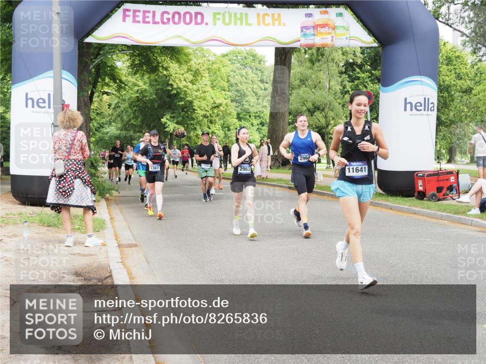29.06.2025 - hella hamburg halbmarathon MichiJ http://msf.ph/oto/8265836 29.06.2025 10:54:31 Zwischen KM18-KM19 2963, 2964, 4014, 5363, 9967, 11355, 11641, 16539, 16976 meine-sportfotos.de